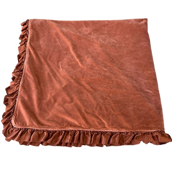Bella Notte Velvet Ruffled Large Blanket STV822 Cinnamon 53x57 Soft Luxury GUC - Picture 4 of 12